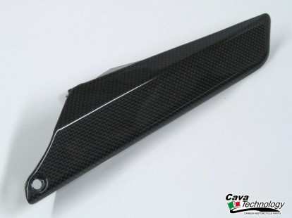 Protezione Superiore 
Catena in carbonio per MV AGUSTA Rivale 
800