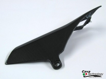 Protezione Superiore Catena in carbonio per MV AGUSTA Brutale 
750 / 910 / 1078