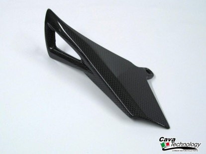 Protezione Superiore Catena in carbonio per MV AGUSTA Brutale 
750 / 910 / 1078