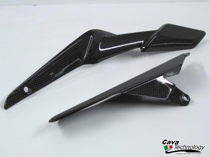 Kit Protezioni 
Forcellone in carbonio per MV AGUSTA Brutale Dragster 
800