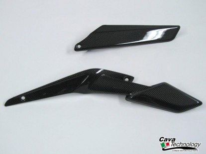 Kit Protezioni 
Forcellone in carbonio per MV AGUSTA Brutale Dragster 
800