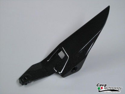 Protezione Catena Alto 899 in carbonio per DUCATI Panigale 
899 / 1199