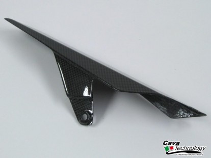 Protezione Superiore 
Catena in carbonio per MV AGUSTA Brutale 
675 / 800