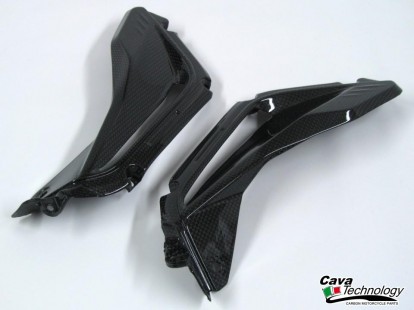 Estrattori Aria 
Carene Laterali in carbonio per MV AGUSTA F3 
675 / 800