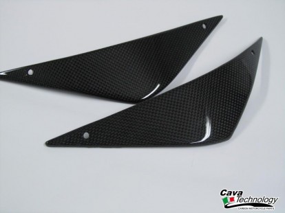 Triangoli 
Airbox in carbonio per MV AGUSTA F4 
fino al 2010